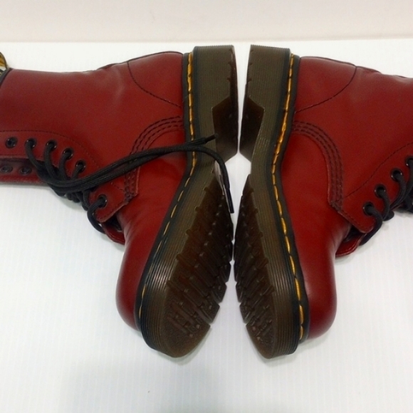 Dr. Martens 1460 Cherry Red Smooth - Picture 9 of 16